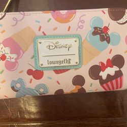 Disney loungefly cupcake wallet