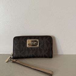 Michael Kors Leather Wallet 
