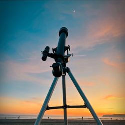 60 AZ Telescope + Tripod