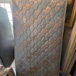 Mattress In Good Condition 