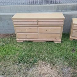 Dresser and nightstand, no knobs. Must Sell Fast