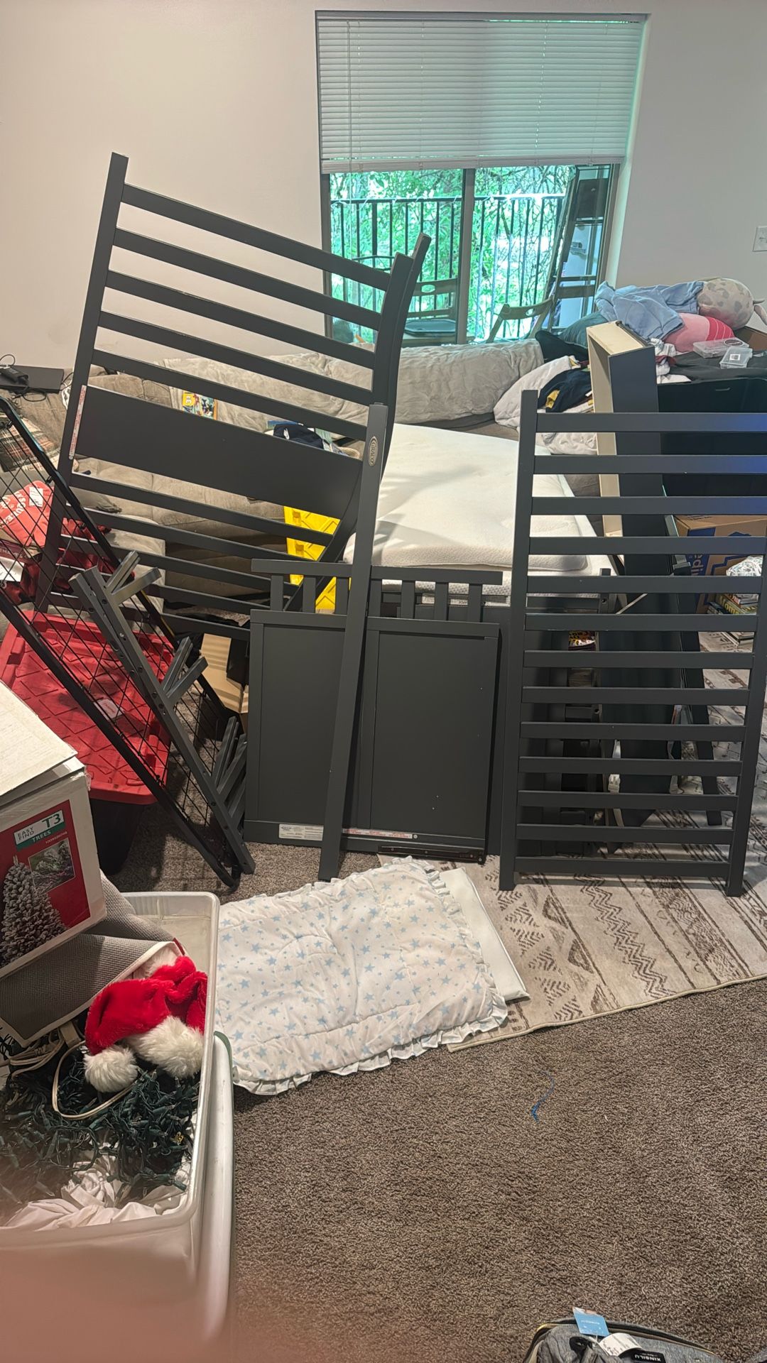 Crib with changing table