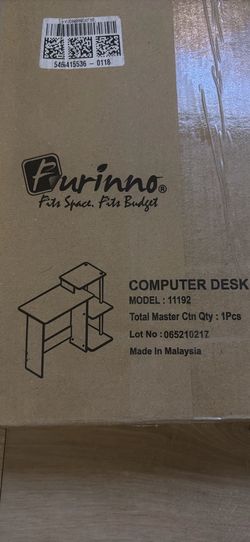 Computer table