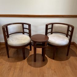 Set Of 2 Chairs and Small Conversation Table