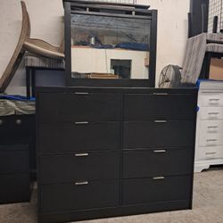 Modern Black 8 Drawer Dresser with Tempered Glass and Mirror
