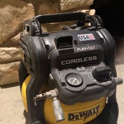 Dewalt Compressor 