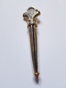 Fleur de Lis pin/brooch