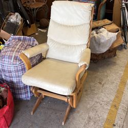 Rocking Chair In Good Condition