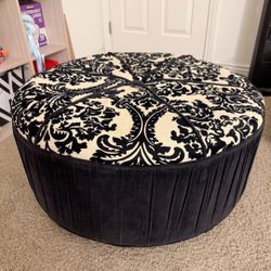 Round Sofa
