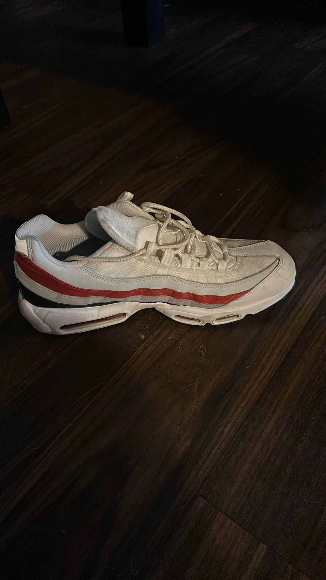 Air max 95 Essentials Varsity Red,Grey,Black