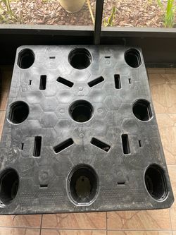 Heavy duty Pallets