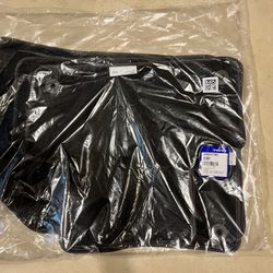 Brand new genuine 2018-2026 Volvo XC60 carpeted floor mat set.