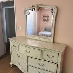 Girls Bedroom Set