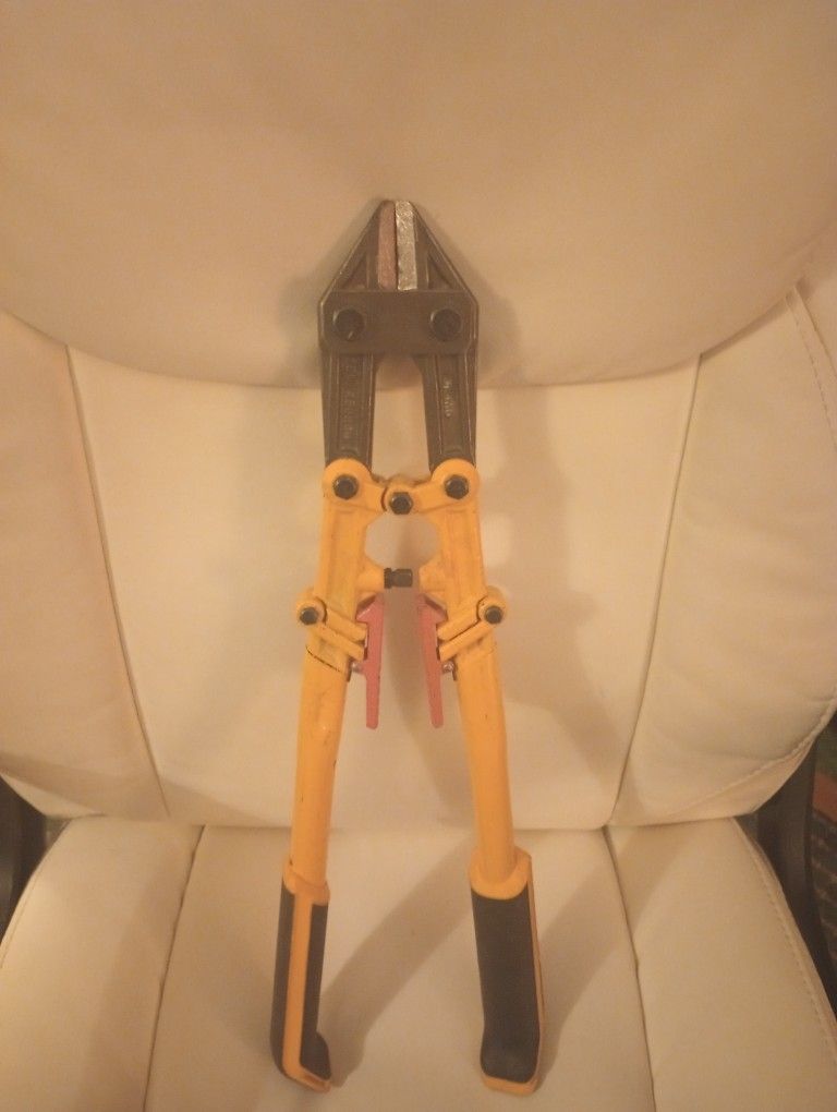 Bult Cutter's