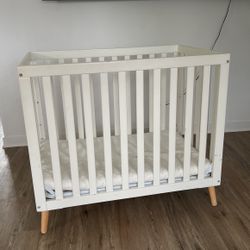 Crib Mini Baby Crib 