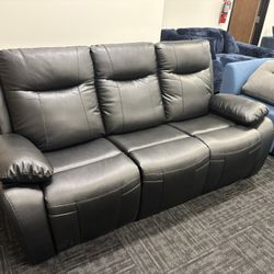 Open-box Leather Manual Black Recliner Three-seater