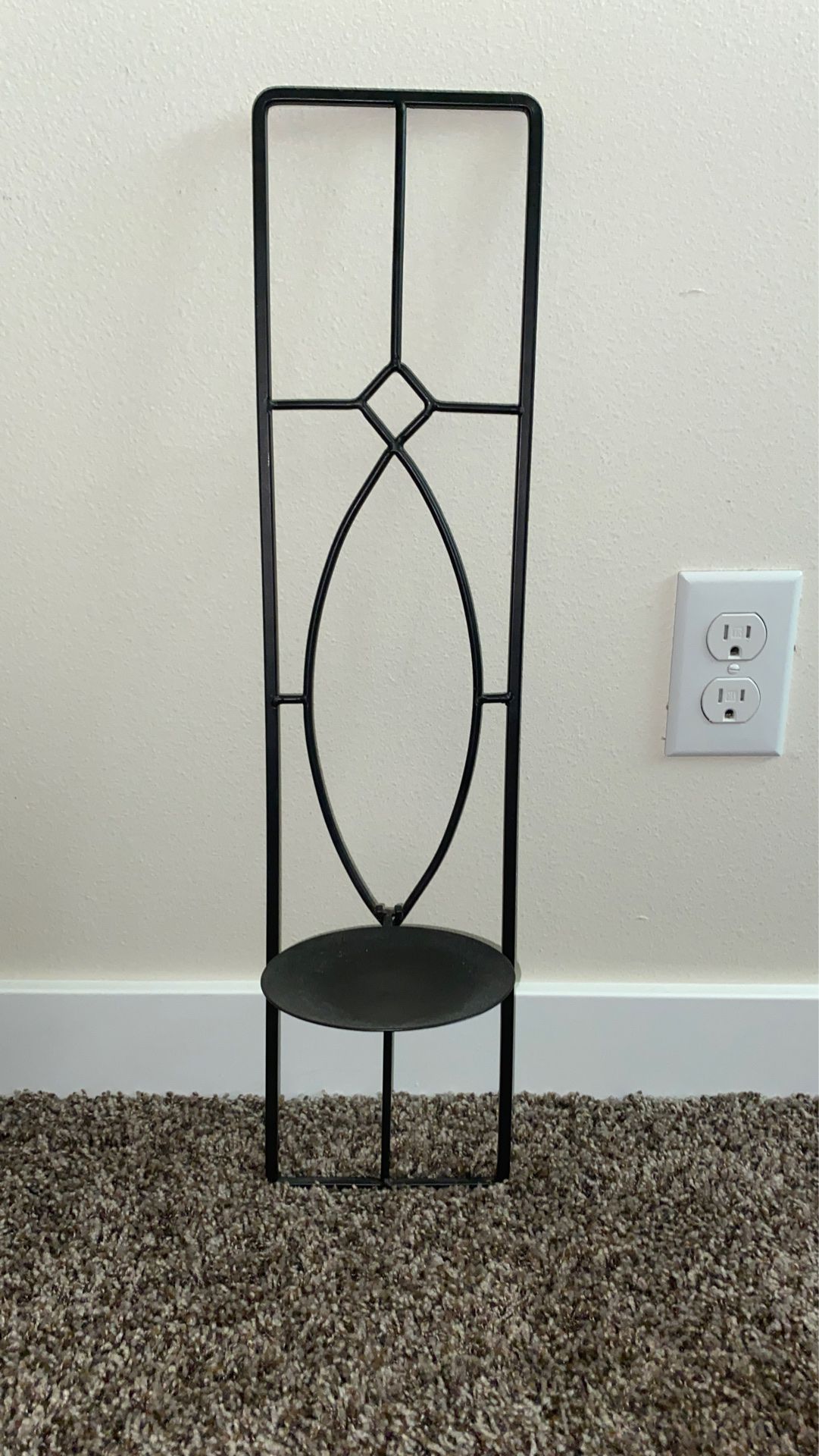 Candle wall holder
