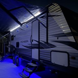 2020 Heartland Pioneer 