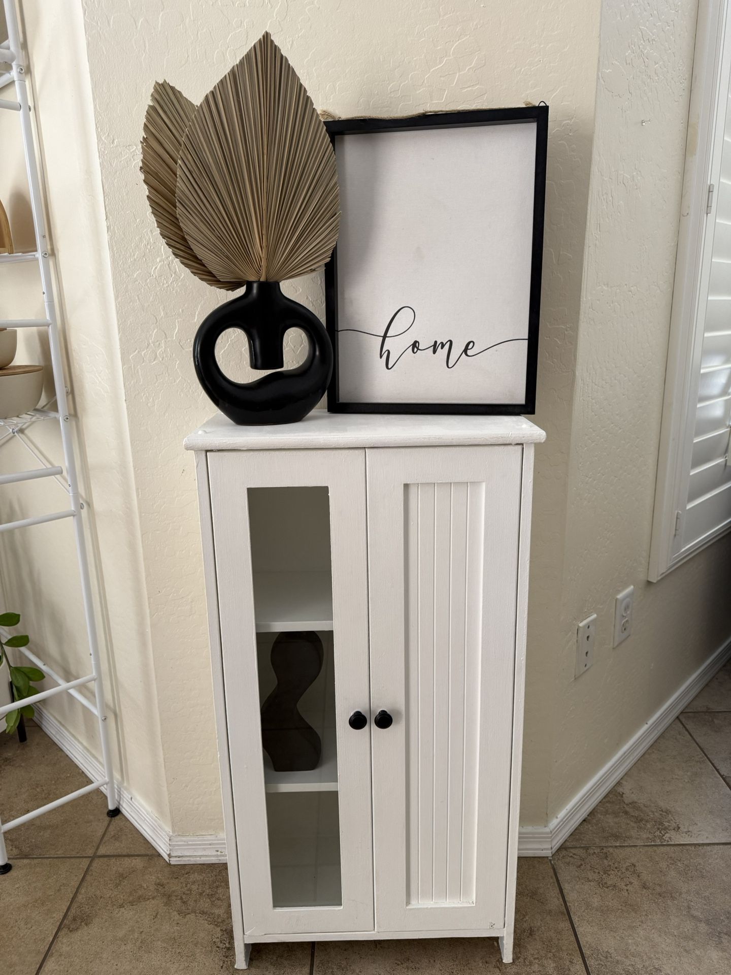 White Storage
