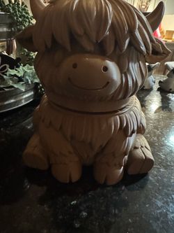 3d highland cow cookie jar with lid