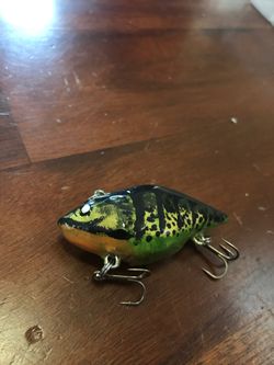 Handmade wooden fishing lure