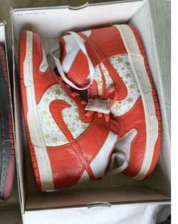 Nike SB supreme Orange Dunks size 10