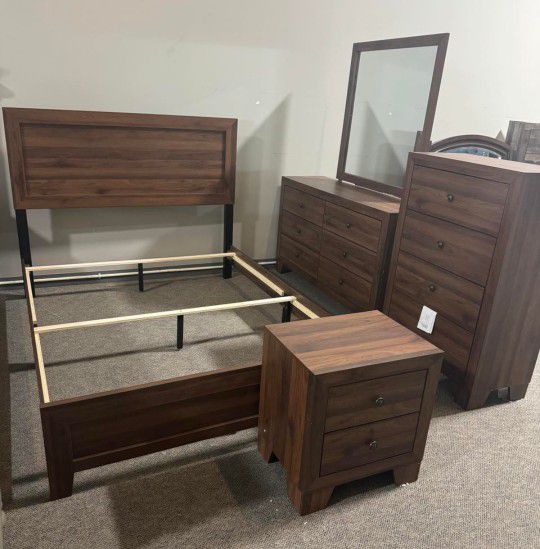 Millie Cherry Brown Panel Bedroom Set ✅ Nightstand Dresser Mirror Queen Panel Bed 