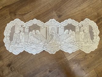 Vintage cottagecore Last Supper Lace Table Runner