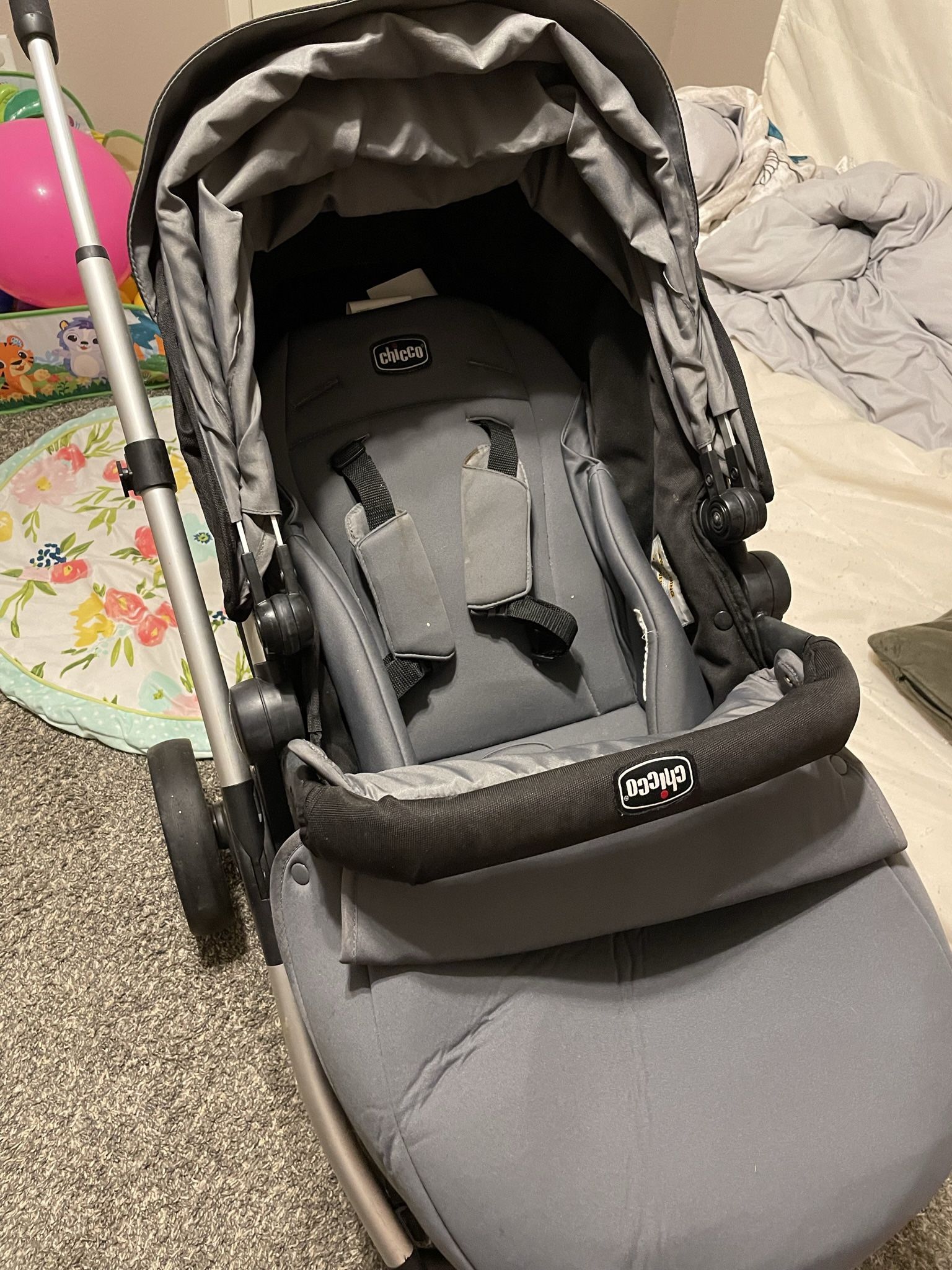 Chicco Urban Convertible Stroller 