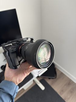 Sigma 24–70mm f/2.8 DG DN Art | Sony E | Lens Only | Minor Scratch