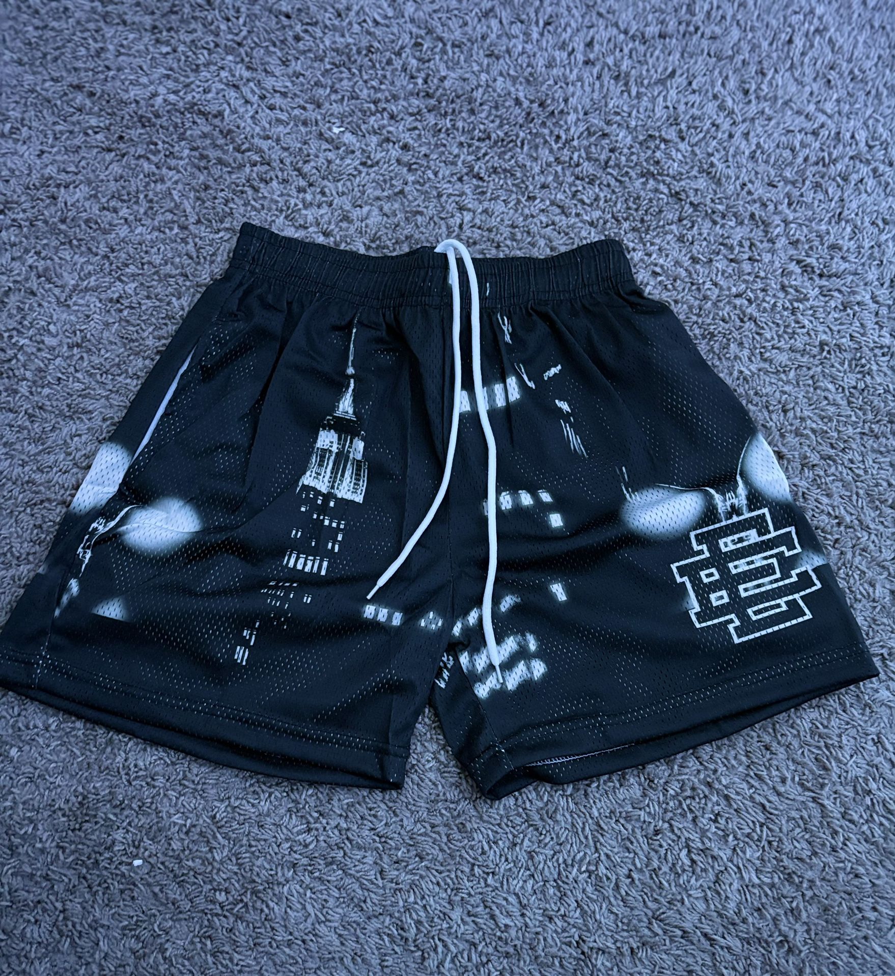 Black city EE shorts size medium