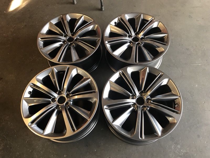 20” 2017 2018 Infiniti red sport Oem wheels q60 q50