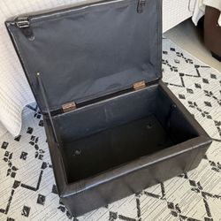 Storage Chest/footrest