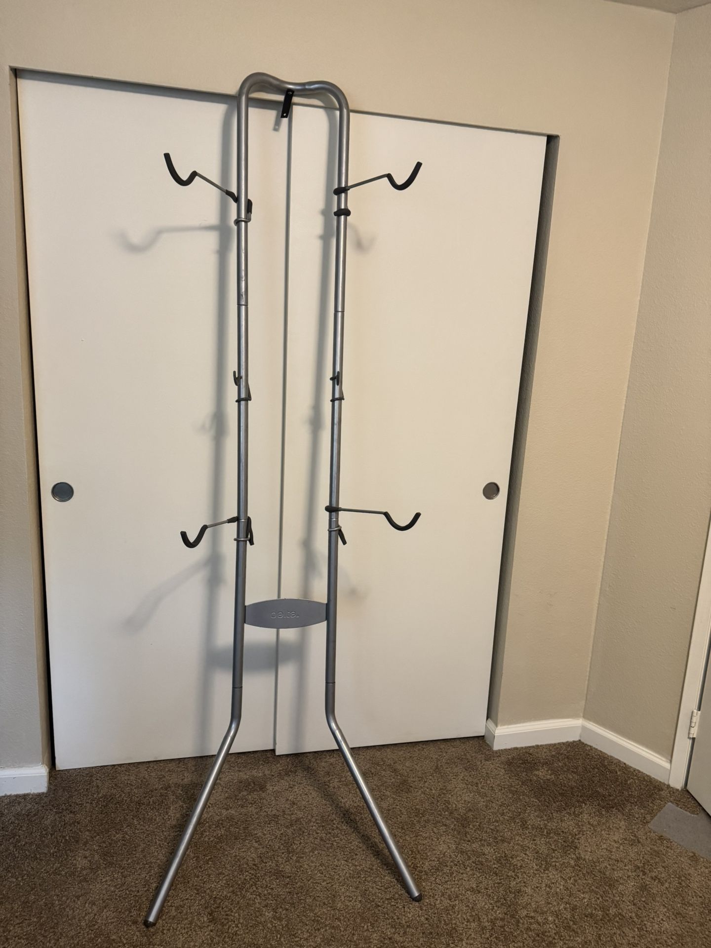 Delta Leaning Bike Hanger Rack (2 Bikes)