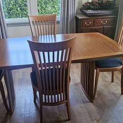 Dining Table Norgaard by Skovby