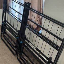 Amazon Basics Bed Frame with Ample Underbed Storage, Foldable Metal Platform, Sturdy Steel, No Box Spring Needed, 14 inches High, Noise-Free Support, 