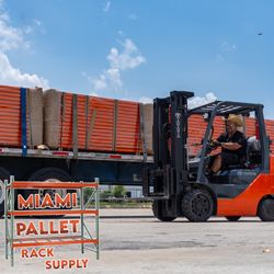 🔥 Warehouse Storage Racks – New & Used – Best Prices! 