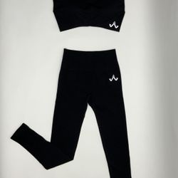 Black Two Piece Workout Set 