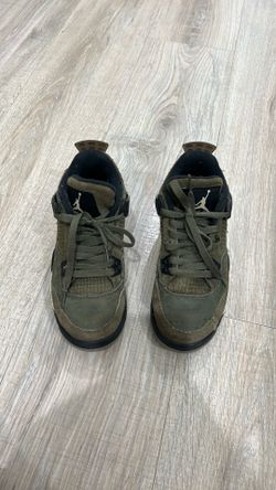 Jordan youth size 4