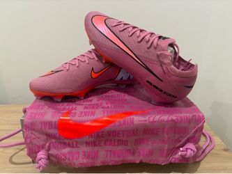 Nike vapor 16 elite size 9.5
