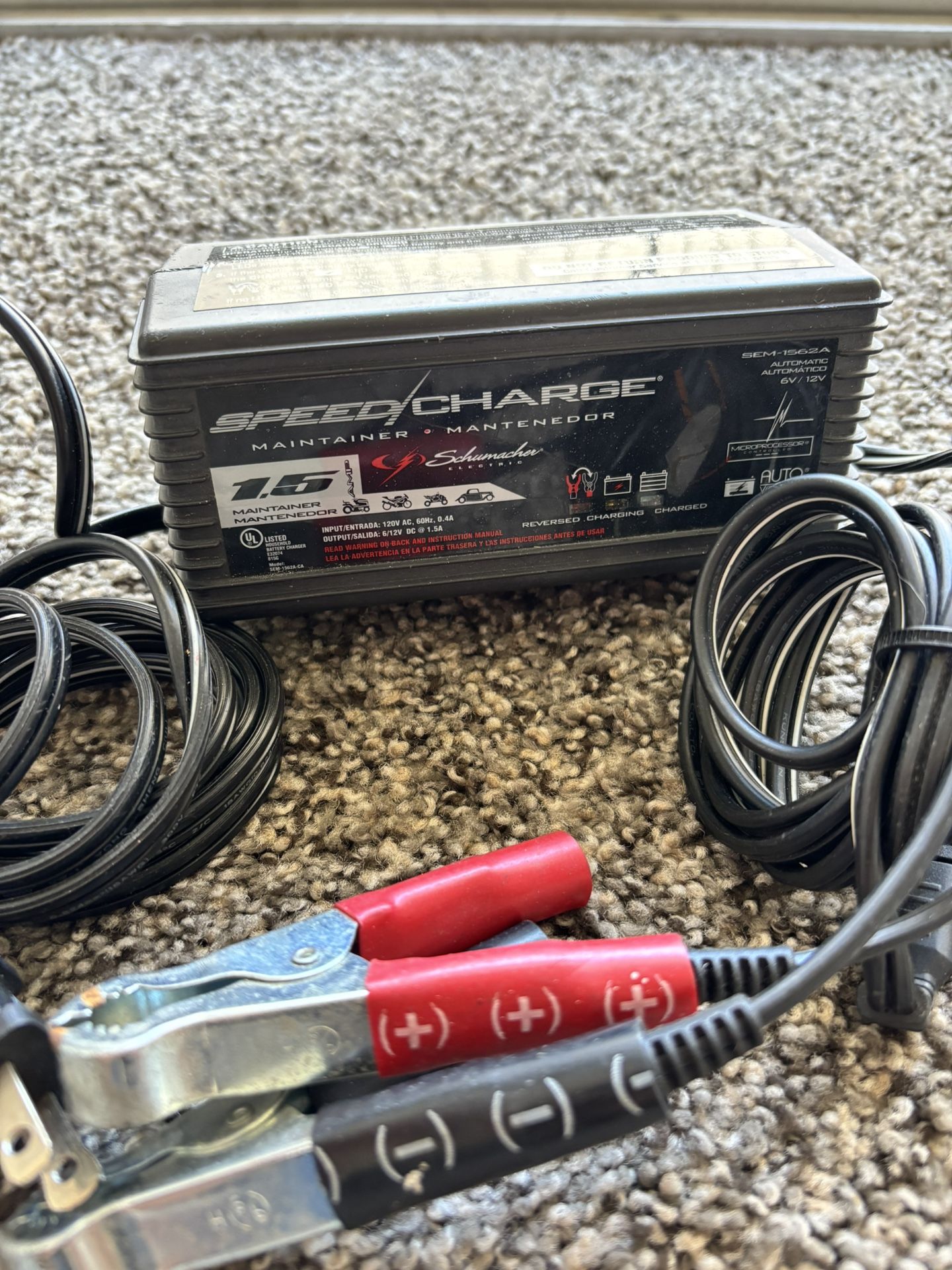 SpeedCharge 6V / 12V Battery Maintainer