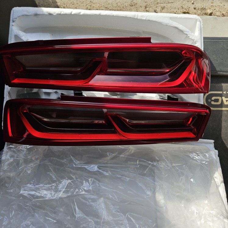 New Factory 2017 Camaro Tail Lights