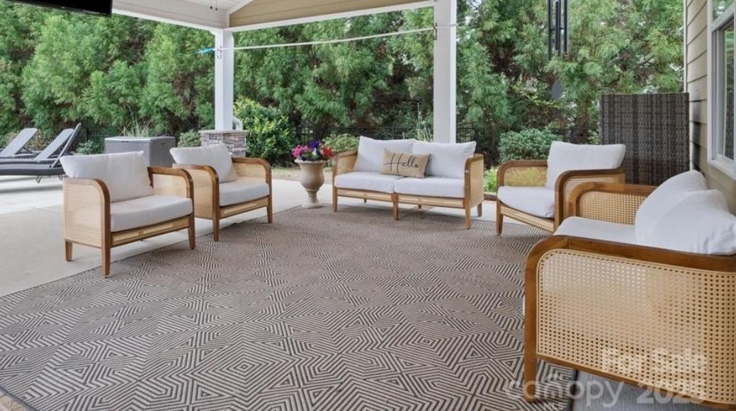 BRAND NEW Patio Furniture 