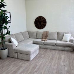 Fast Delivery Available — Cream Modern 3pc U Sectional Couch with Reversible Chaise