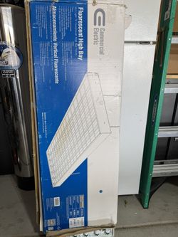 Commercial Florescent Light Fixture