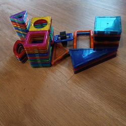 Magnetic pieces