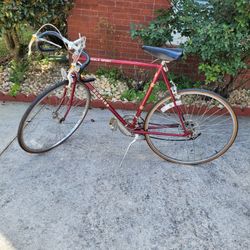 1980s SCHWINN WORLD SPORT BIKE