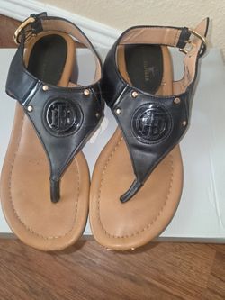 Tommy Hill figure Sandals size 7