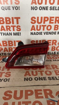 2015 Outback Taillight Inner Passenger OEM 💥 2019