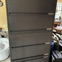 Storwal File Cabinet 